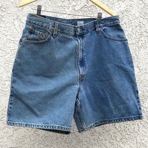 Vintage High Waisted Levi’s 550 Shorts 100% Cotton